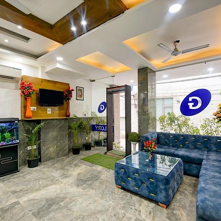 ניו דלהי Hotel Grand Qubic Near Delhi Airport מראה חיצוני תמונה