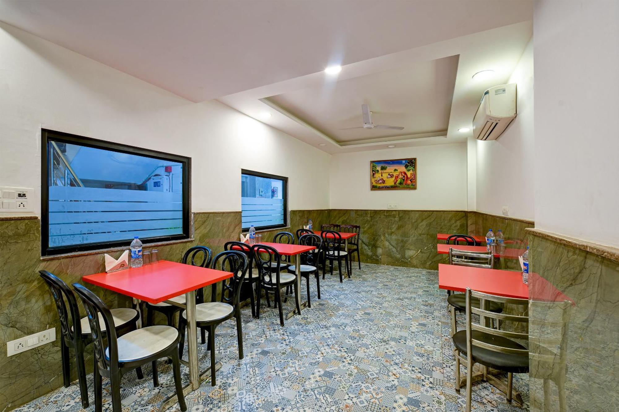 ניו דלהי Hotel Grand Qubic Near Delhi Airport מראה חיצוני תמונה